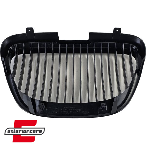 Prednja maska bez znaka (crna) / SEAT Toledo Leon Altea (2004-2009) - Slika 6