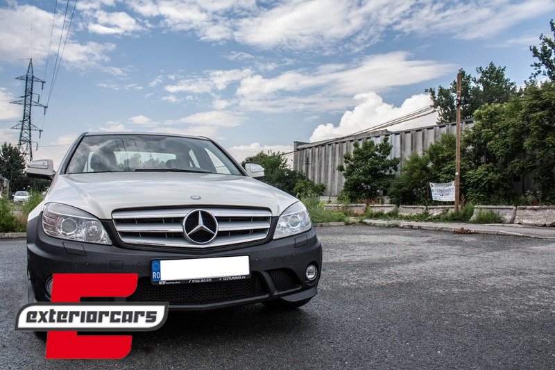 Prednji branik C63 AMG dizajn (PDC) / Mercedes C-klasa W204 (2007-2010) - Slika 12