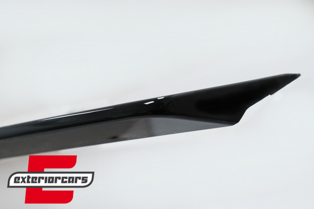 Lip bunkera AMG dizajn (piano crna) / Mercedes C-klasa W204 (2007-2014) - Slika 5