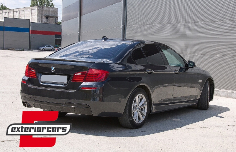 Lip bunkera M5 dizajn (piano crna) / BMW serije 5 F10 (2010-2017) - Slika 9