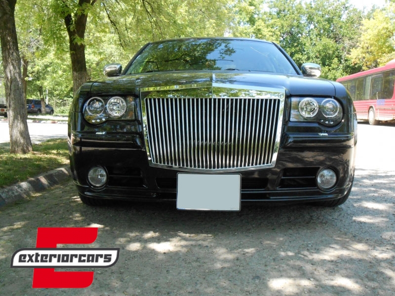 Prednji branik Rolls Royce Phantom look / Chrysler 300C (2004-2010) - Slika 9
