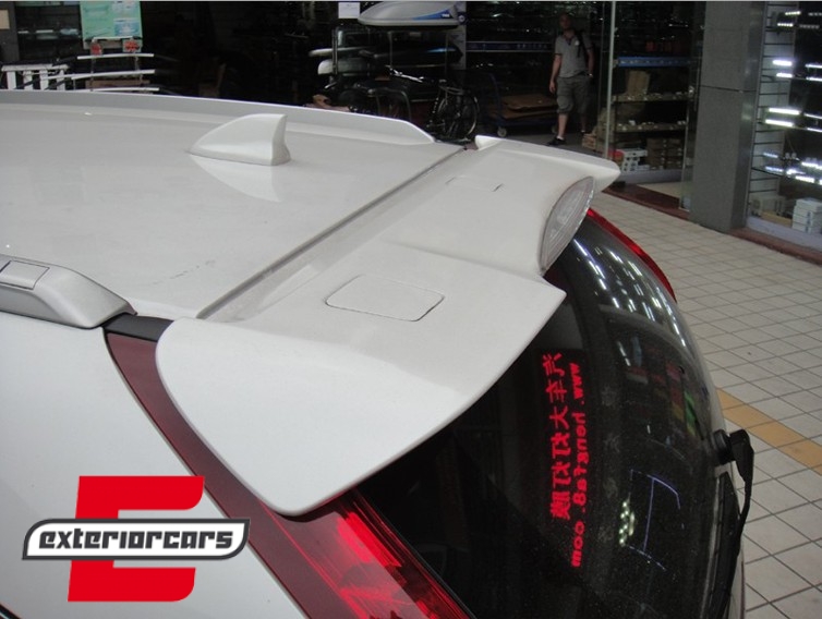 Krovni spojler / Honda CR-V (2012-2016) - Slika 13