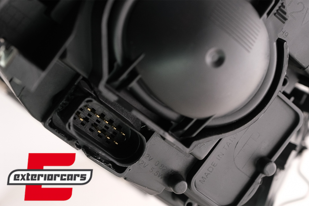 Prednja svjetla LED DayLights (crna) / Audi A4 B7 (2004-2008) - Slika 15