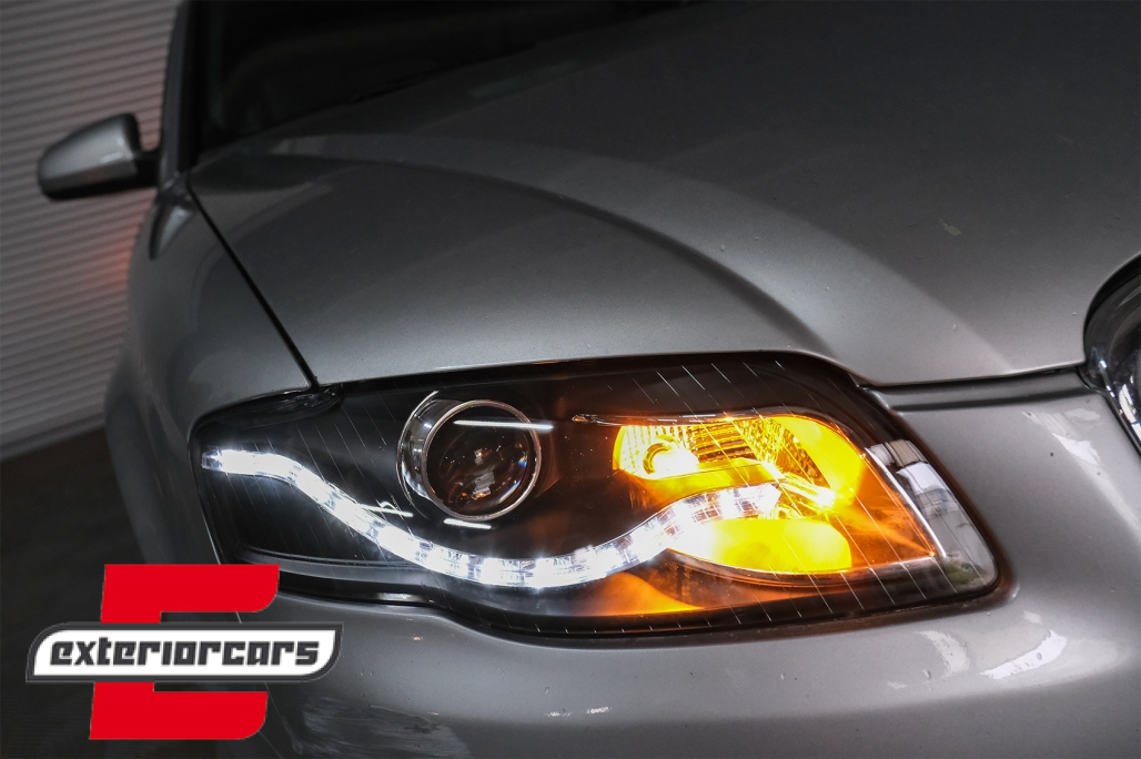 Prednja svjetla LED DayLights (crna) / Audi A4 B7 (2004-2008) - Slika 33