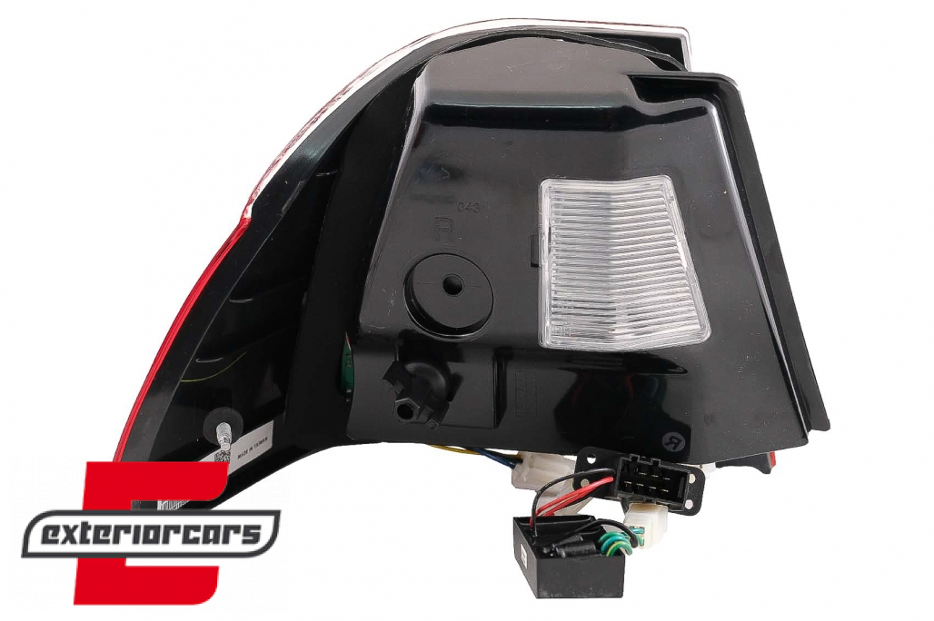 LED stražnja svjetla (crvena/kristal) / BMW serije 3 E46 limuzina (09.2001-2005) - Slika 12
