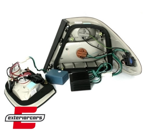 LED stražnja svjetla (crvena/kristal) / Mercedes CLK W208 (1997-2002) - Slika 3