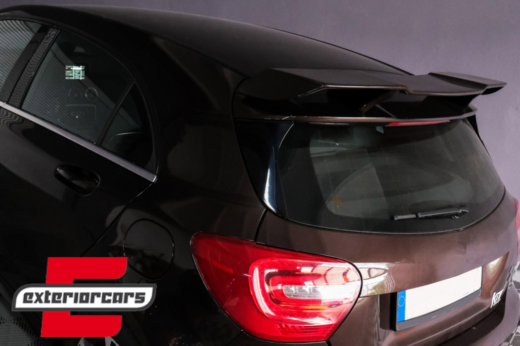 Krovni spojler A45 AMG dizajn (piano crna) / Mercedes A-klasa W176 (2012-2018) - Slika 8