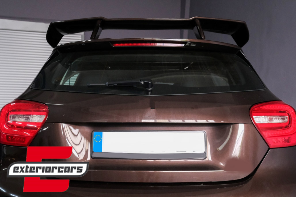 Krovni spojler A45 AMG dizajn (piano crna) / Mercedes A-klasa W176 (2012-2018) - Slika 9
