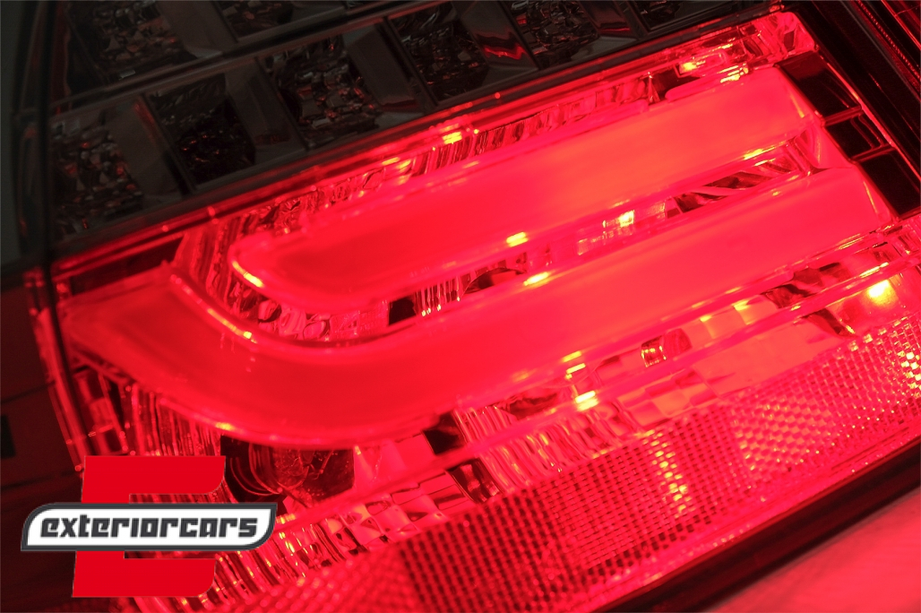 LED stražnja svjetla LCI LightBar dizajn (crvena/smoke) / BMW serije 3 E90 limuzina (2005-2008) - Slika 16
