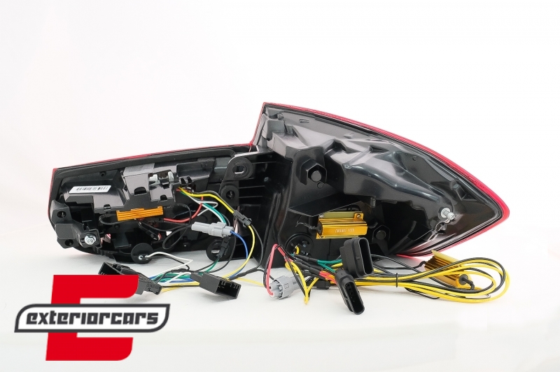 LED stražnja svjetla SEQ žmigavci LCI dizajn (crvena) / BMW serije 3 F30 F35 F80 (2011-2019) - Slika 15