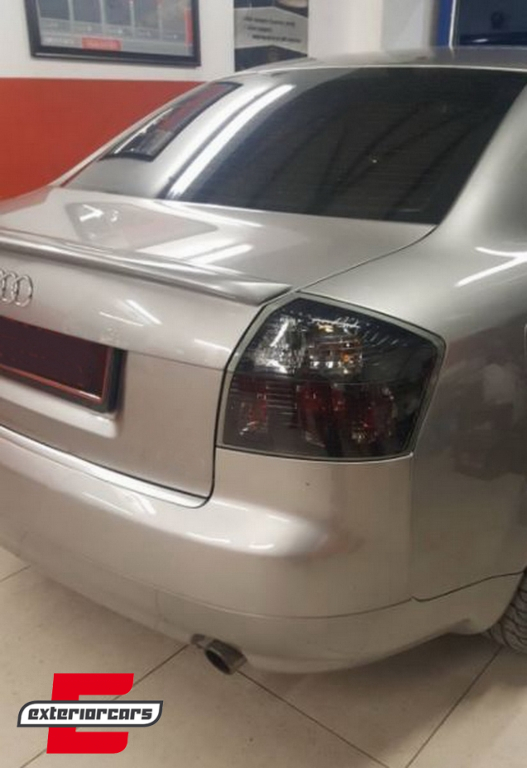 Stražnja svjetla (crna) / Audi A4 B6 limuzina (2001-2004) - Slika 12