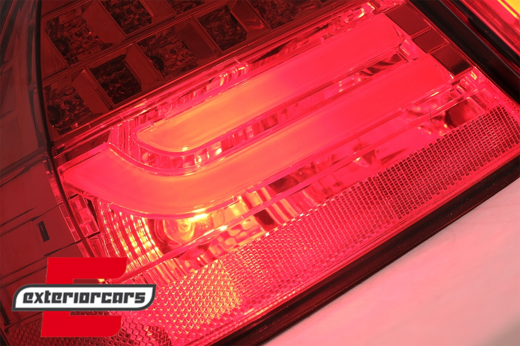 LED stražnja svjetla LightBar LCI dizajn (crvena) / BMW serije 3 E90 limuzina (2005-2008) - Slika 12