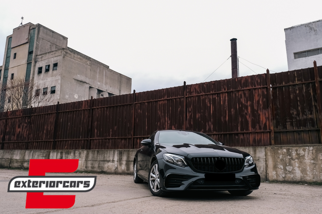 Prednja maska GT-R Panamericana dizajn (piano crna) / Mercedes E-klasa W213 S213 C238 A238 (2016-2019) - Slika 6