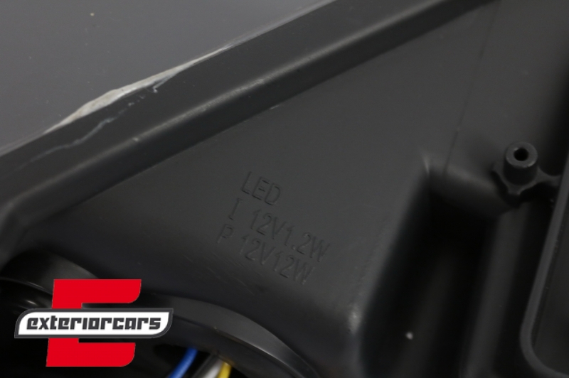 Prednja svjetla LED DRL Xenon look (crna) / Ford Focus Mk3 Facelift (2014-2018) - Slika 12