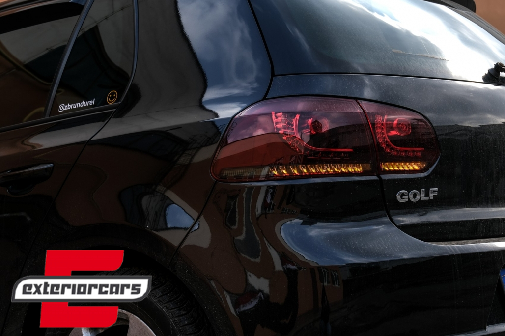 Full LED stražnja svjetla SEQ žmigavci R20 dizajn (crvena/smoke) / VW Golf 6 VI (2008-2013) - Slika 14