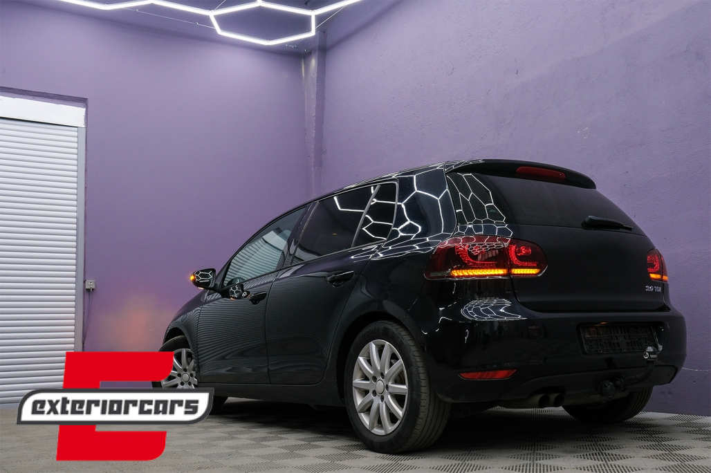 Full LED stražnja svjetla SEQ žmigavci R20 dizajn (crvena/smoke) / VW Golf 6 VI (2008-2013) - Slika 16