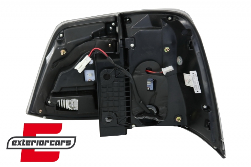 LED stražnja svjetla (crvena/bijela) / Toyota Land Cruiser FJ200 J200 (2008-2011) - Slika 8