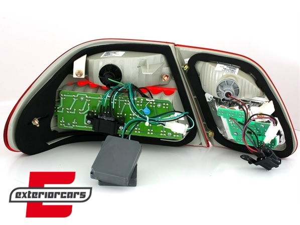 LED stražnja svjetla (crvena/smoke) / Mercedes E-klasa W210 (1995-03.2002) - Slika 2