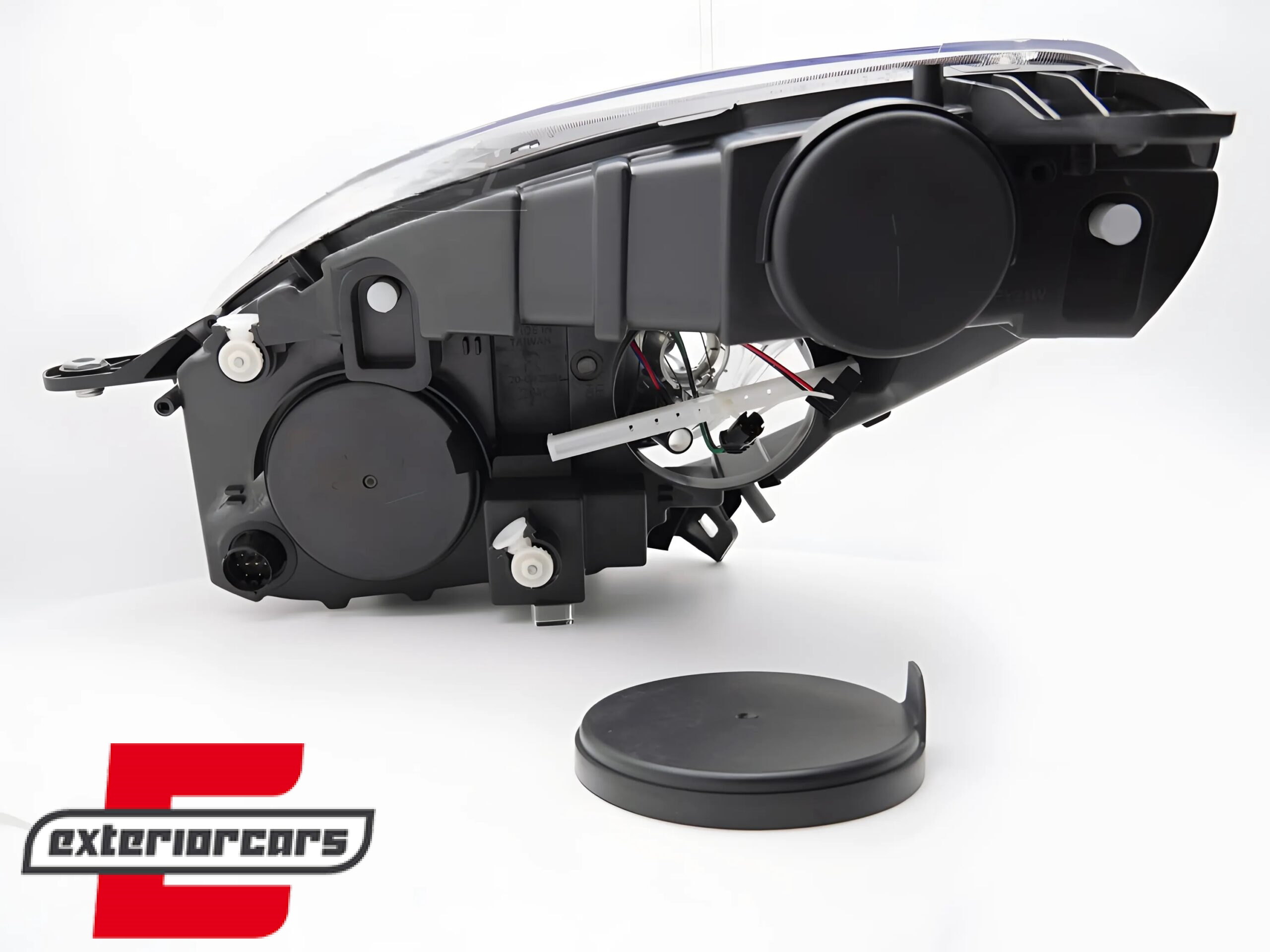 Prednje svjetlo (desna strana) / Fiat Doblo (2010-2014) Opel Combo (2012-2018) - Slika 2