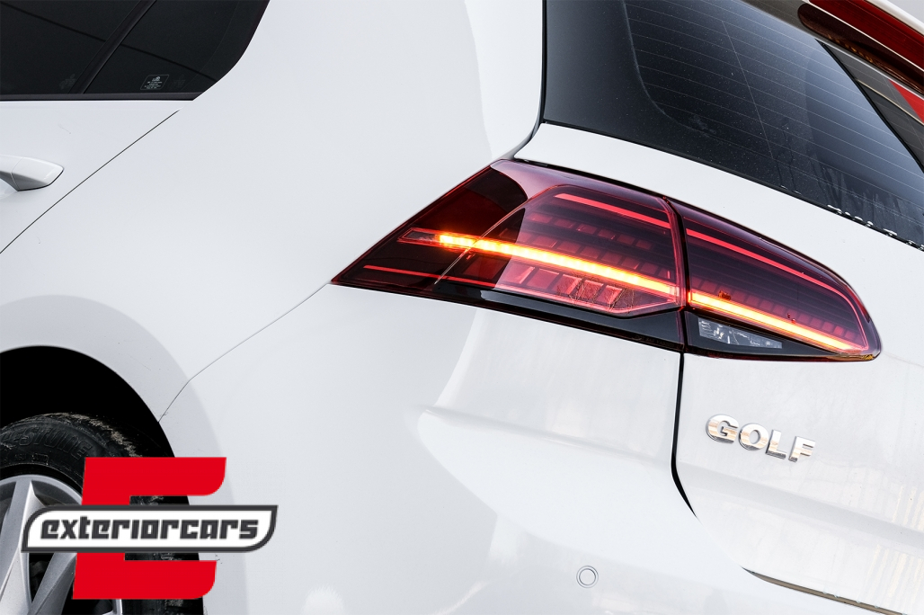 Full LED stražnja svjetla SEQ žmigavci Facelift G7.5 look (crvena) / VW Golf 7 & 7.5 VII (2012-2019) - Slika 24