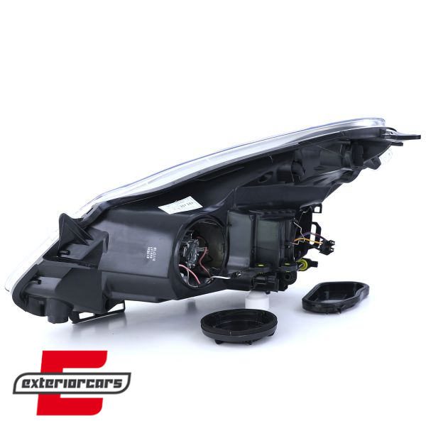 Prednje svjetlo (desna strana) / Opel Corsa D (2006-2011) - Slika 6