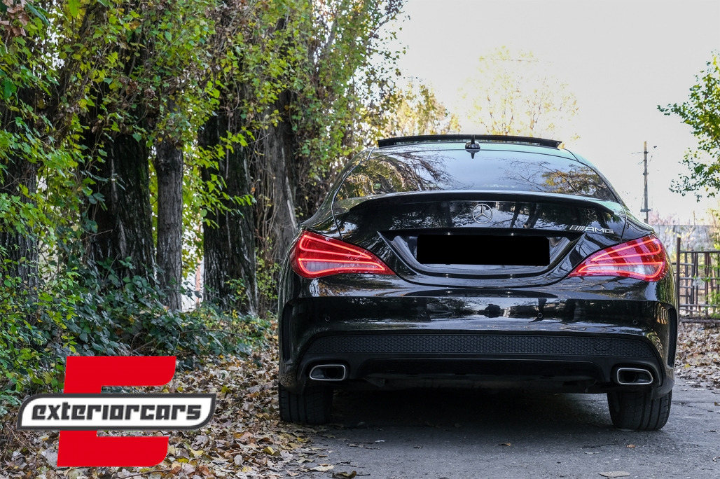 Lip bunkera AMG dizajn (piano crna) / Mercedes CLA C117 W117 (2013-2018) - Slika 9