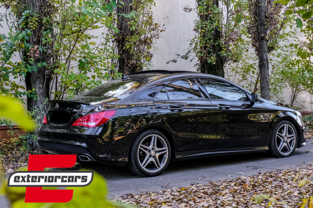 Lip bunkera AMG dizajn (piano crna) / Mercedes CLA C117 W117 (2013-2018) - Slika 11