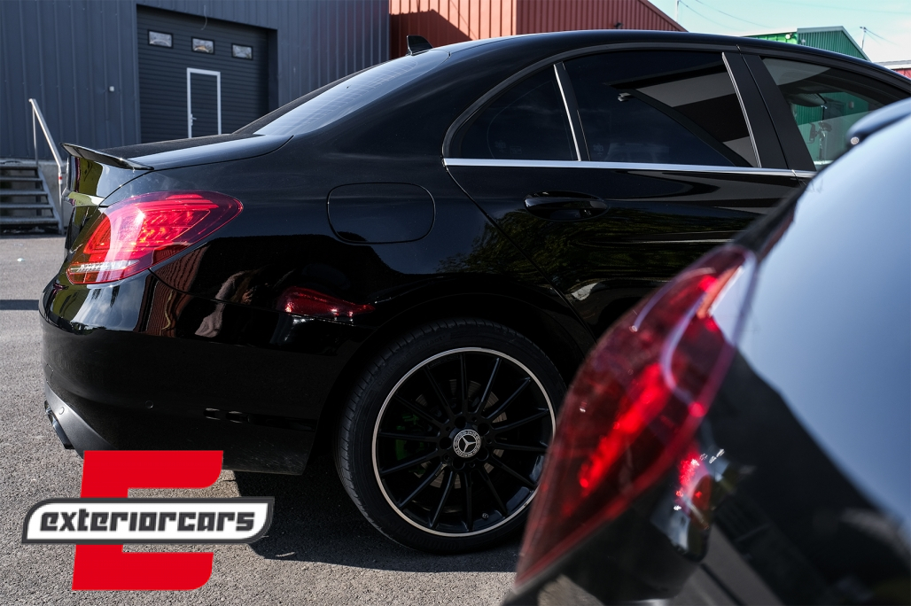 Lip bunkera AMG dizajn (piano crna) / MERCEDES C-klasa W205 limuzina (2014-2020) - Slika 12