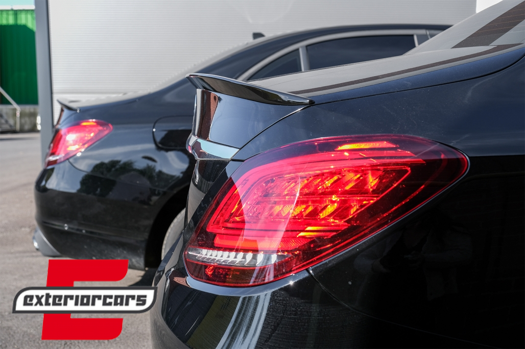 Lip bunkera AMG dizajn (piano crna) / MERCEDES C-klasa W205 limuzina (2014-2020) - Slika 14