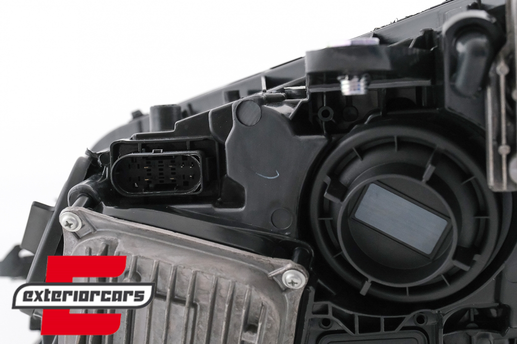 Full Multibeam LED prednja svjetla / Mercedes C-klasa W205 S205 (2014-2018) - Slika 10