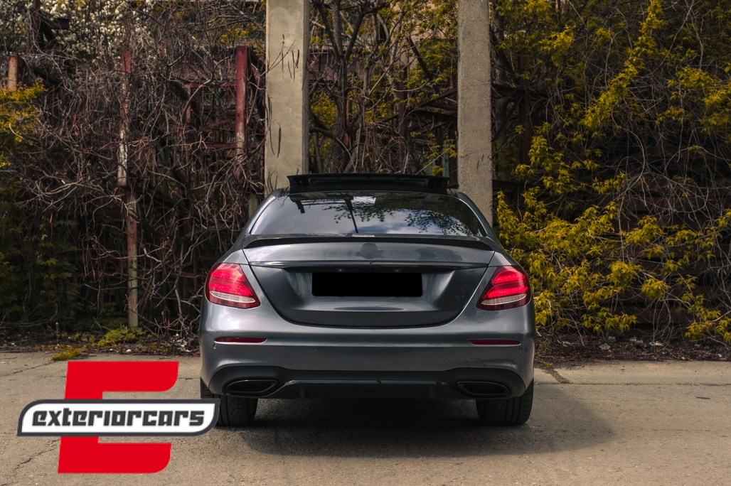 Lip bunkera AMG dizajn (mat crna) / Mercedes E-klasa W213 (2016-2023) - Slika 12