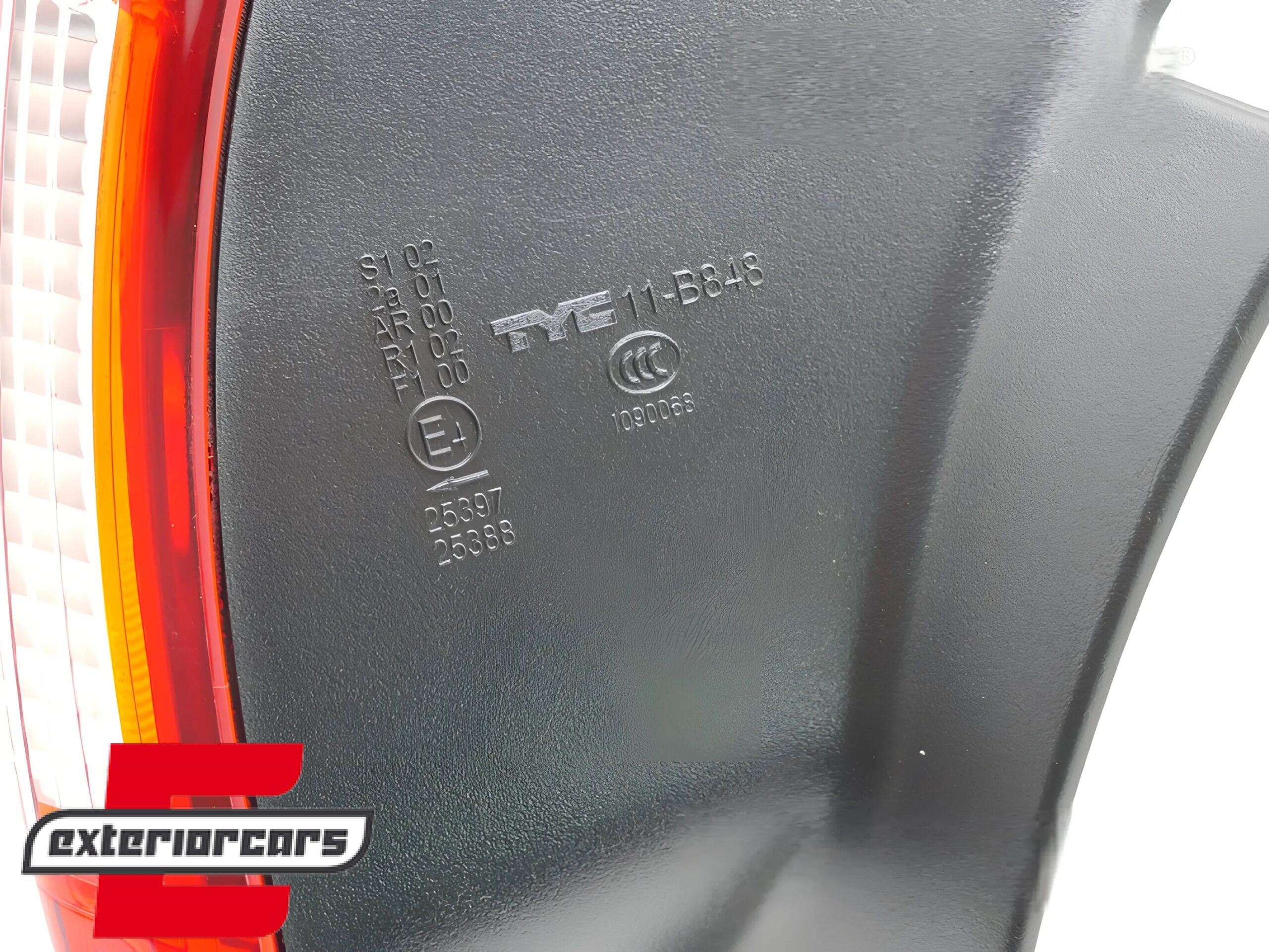 Stražnje svjetlo (lijeva strana) / Ford Focus MK3 (04.2011-09.2014) - Slika 3
