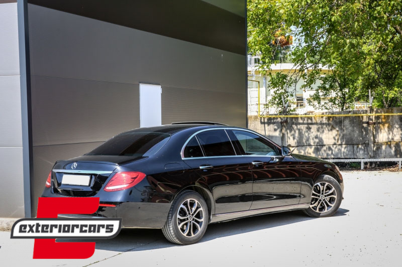 Lip bunkera AMG dizajn (piano crna) / Mercedes E-klasa W213 (2016-2023) - Slika 11