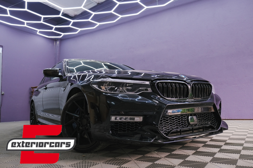 Nastavci pragova M-Performance dizajn (piano crna) / BMW serije 5 G30 limuzina G31 karavan (2017-2023) - Slika 14
