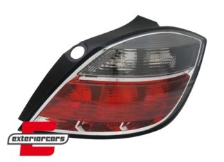 Stražnje svjetlo (desna strana) / Opel Astra H hatchback (2007-2010)