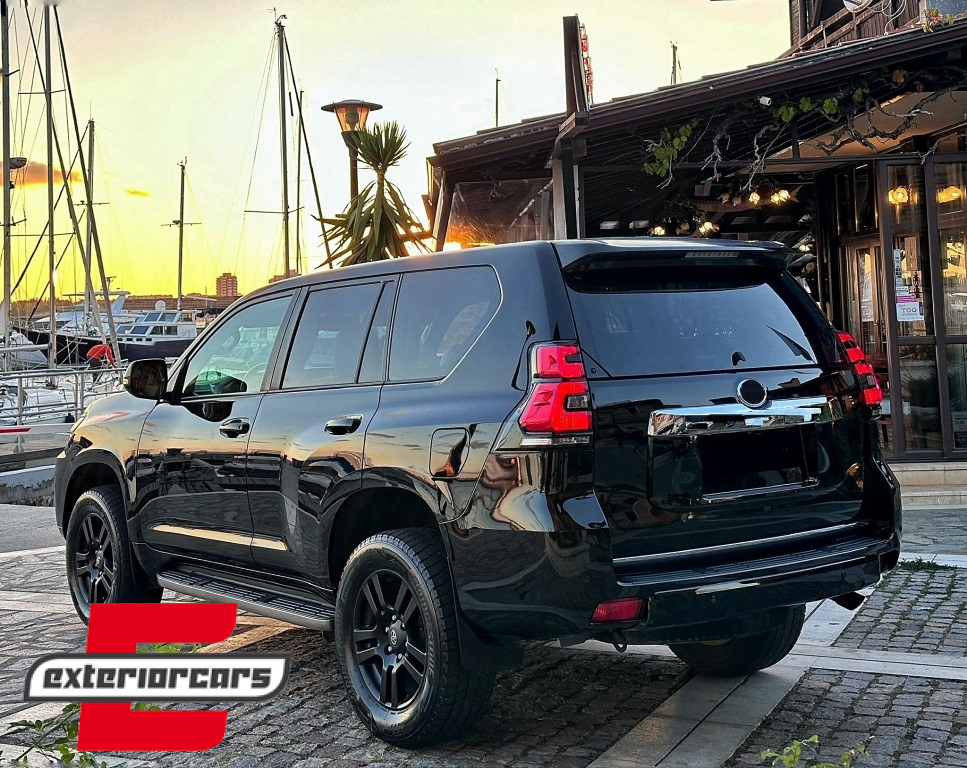 Bodykit za pretvorbu iz 2010 u 2018 Facelift model / Toyota Land Cruiser Prado FJ150 (2009-2017) - Slika 65