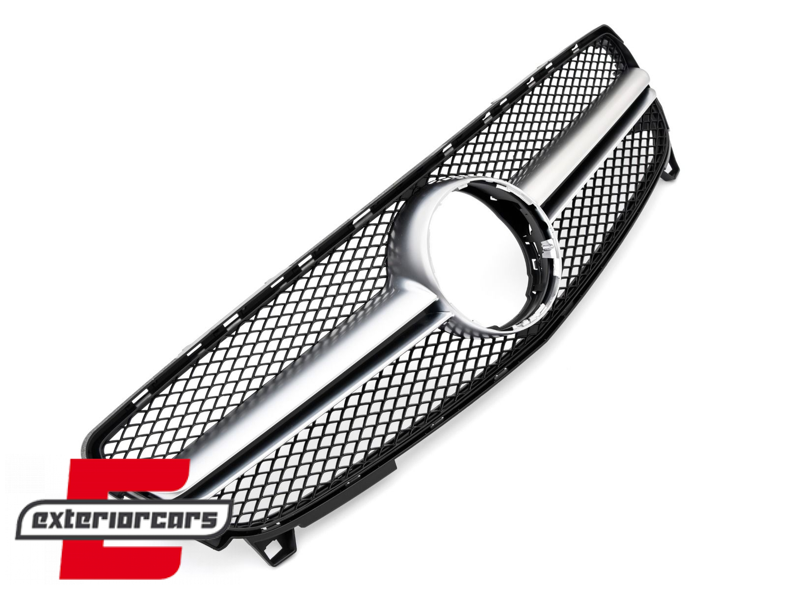 Prednja maska A45 AMG dizajn (srebrna) / Mercedes A-klasa W176 Facelift (09.2015-2018)