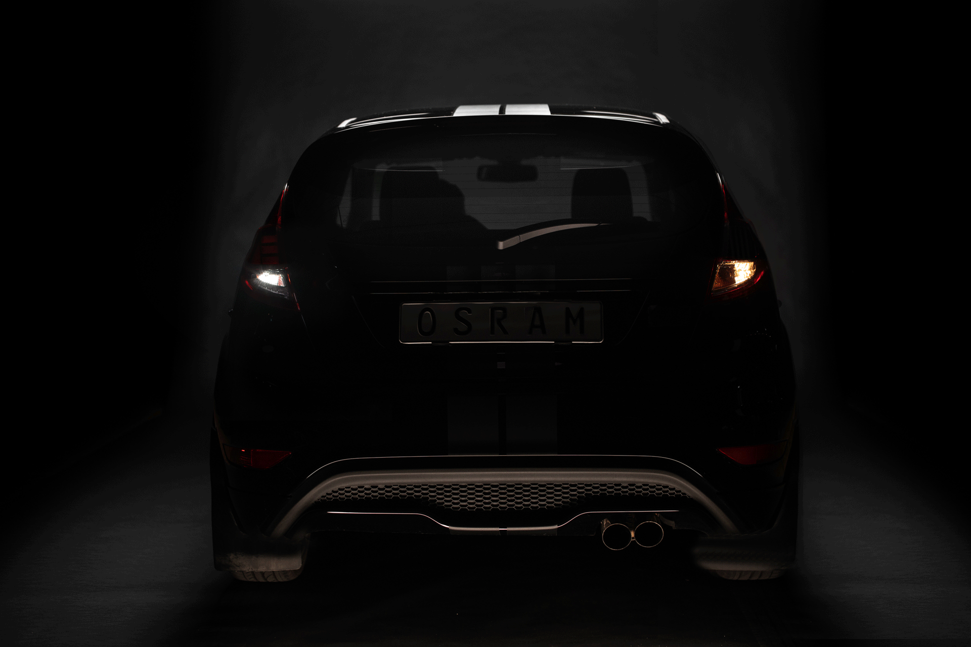 OSRAM LEDriving stražnja svjetla Full LED Dinamički Sekvencijalni žmigavci (Black Edition) / Ford Fiesta MK7.5 Facelift (2013-2017) - Slika 12
