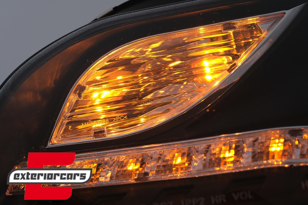 Prednja svjetla LED DayLights (crna) / Audi A4 B7 (2004-2008) - Slika 9