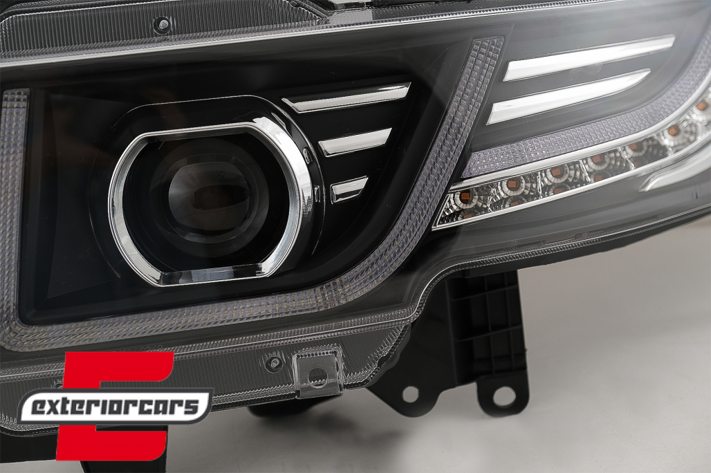Prednja maska & LED prednji farovi Dinamički žmigavci Bi-Xenon look / Toyota FJ Cruiser XJ10 (2007-2015) - Slika 11