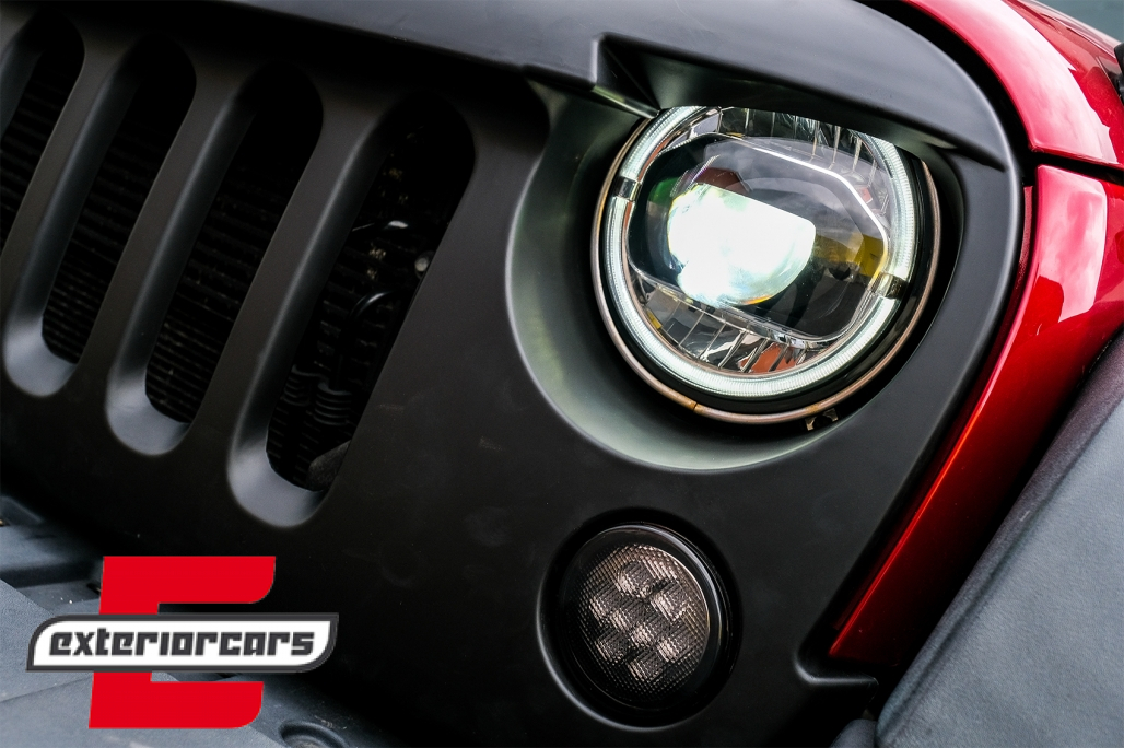 Full LED prednji farovi Angel Eye za pretvorbu u 2018 model / Jeep Wrangler JK (2007-2017) - Slika 18