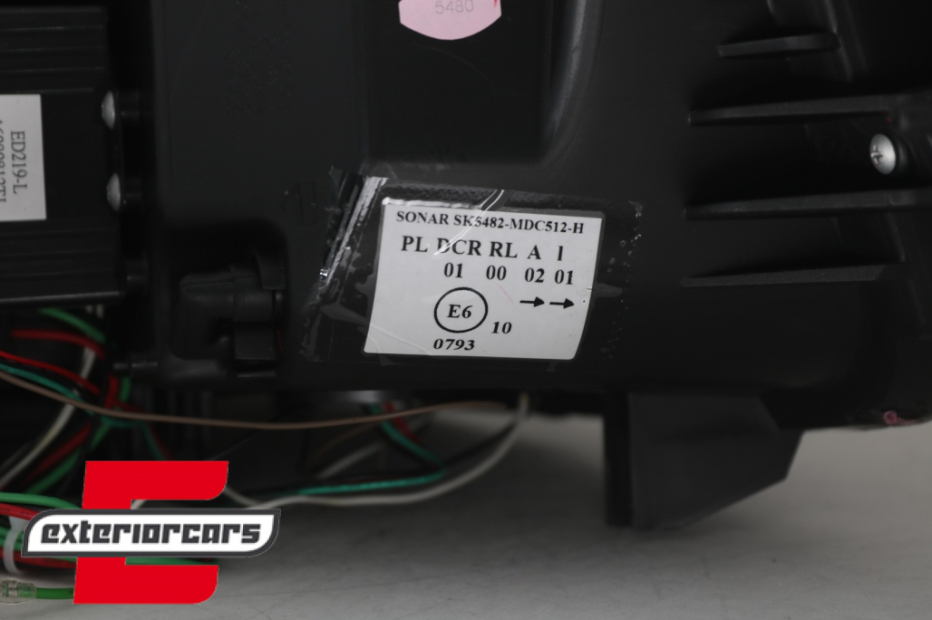 Prednja svjetla TRUE DRL Xenon (crna) - Slika 7