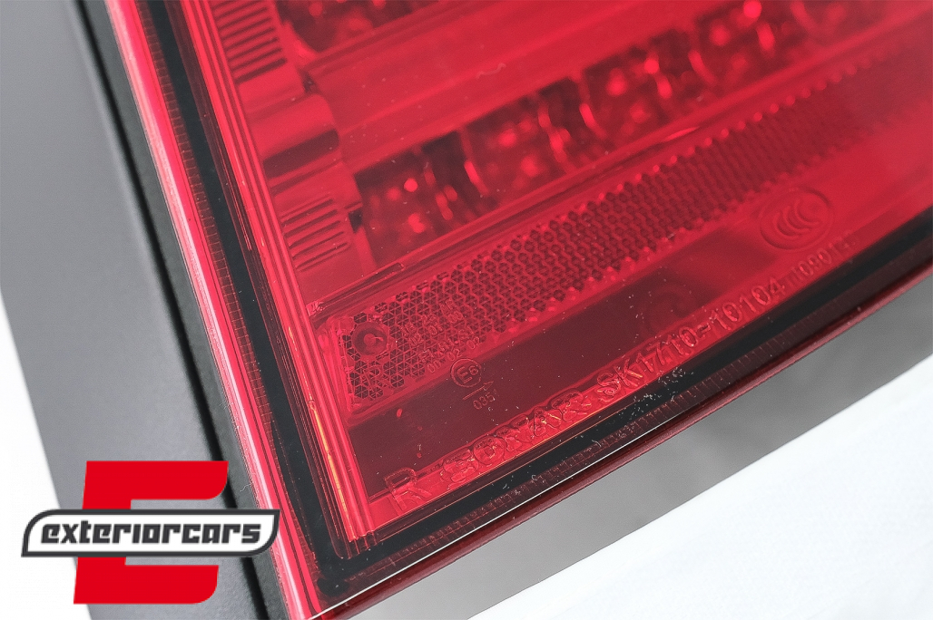 LED stražnja svjetla LedBar (crvena/kristal) / BMW serije 1 E81 E87 (09.2007-2011) - Slika 15