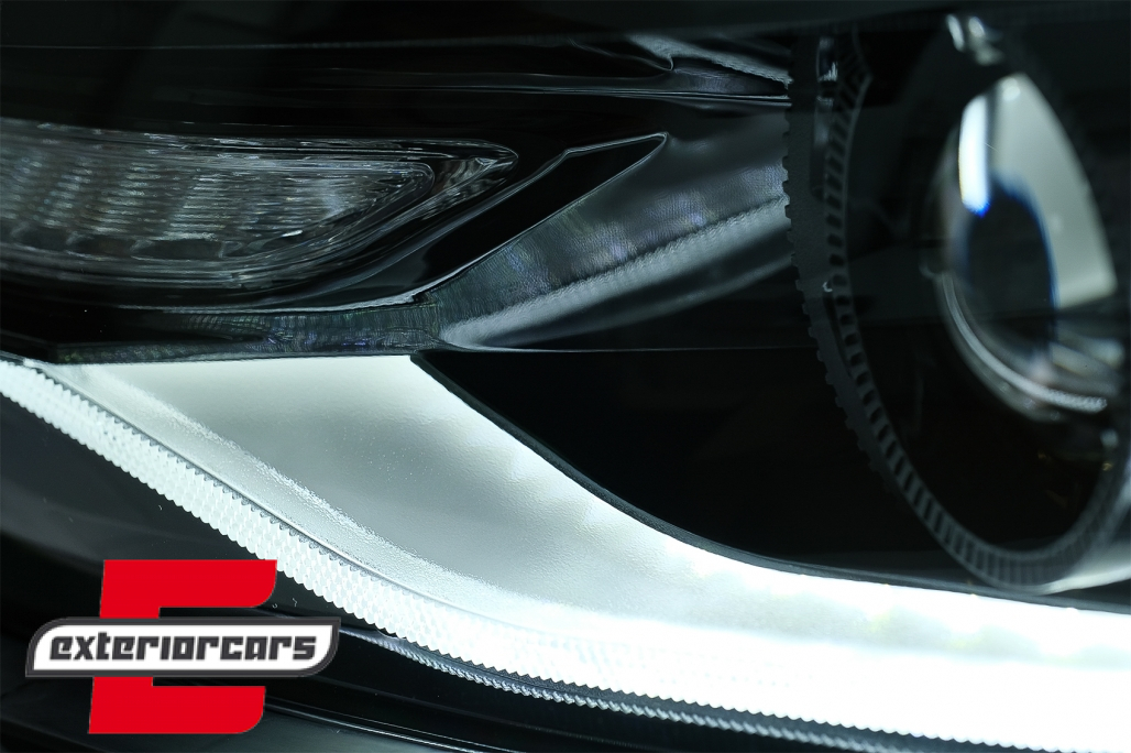 Prednja svjetla LED DRL SEQ žmigavci Facelift 2016 look (crna) / Chevrolet Camaro Mk5 Facelift (2013-2015) - Slika 8