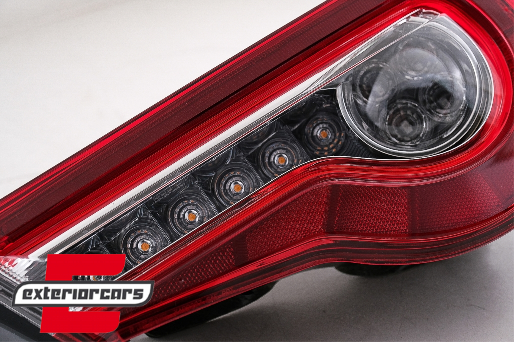 Full LED stražnja svjetla SEQ žmigavci (crvena) / Toyota GT86 (2012-2021) - Slika 14