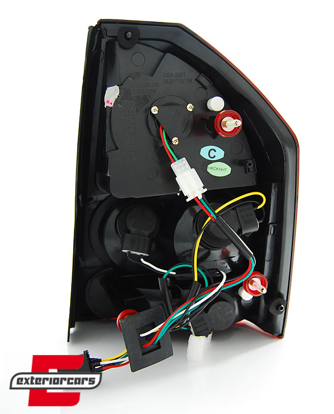 LED stražnja svjetla (crvena/smoke) / Chrysler 300C limuzina (2005-2007) - Slika 3