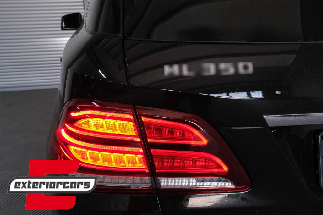 Full LED LightBar stražnja svjetla (crvena/kristal) / Mercedes ML klasa W166 (2011-2015) - Slika 24