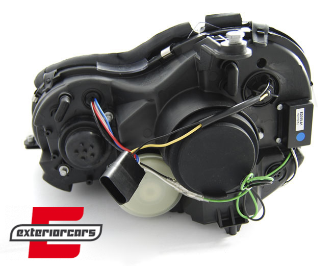 Prednja svjetla LED DayLight (crna) / MERCEDES CLK W209 (2003-2010) - Slika 3