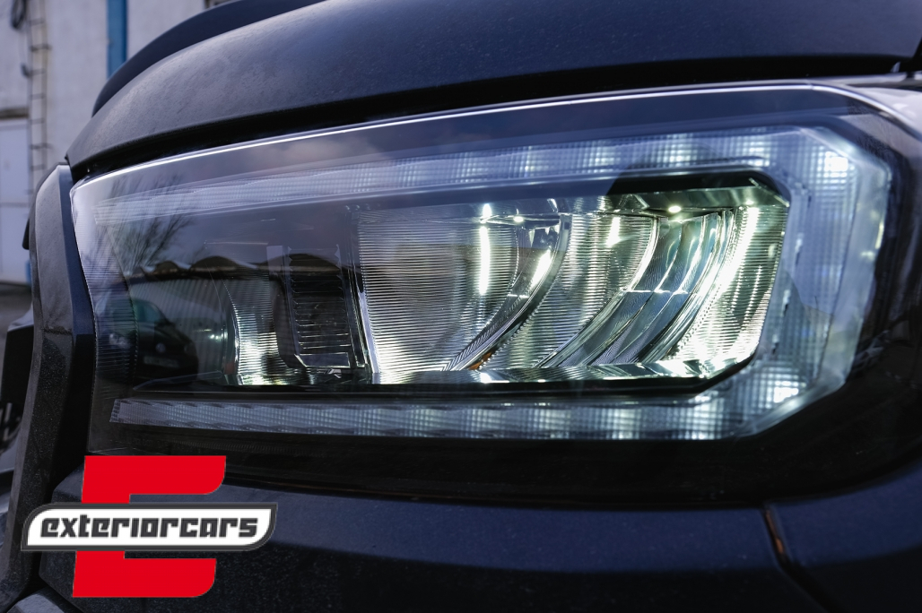 Full LED prednja svjetla LightBar SEQ žmigavci (crna) / Ford Ranger (2015-2022) - Slika 24