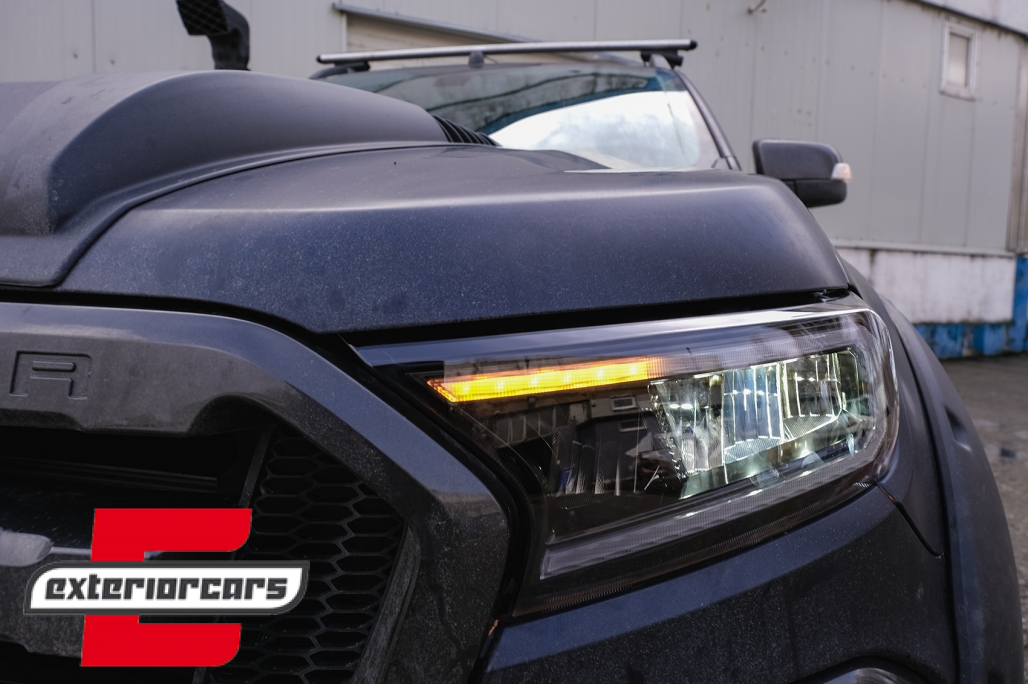 Full LED prednja svjetla LightBar SEQ žmigavci (crna) / Ford Ranger (2015-2022) - Slika 30